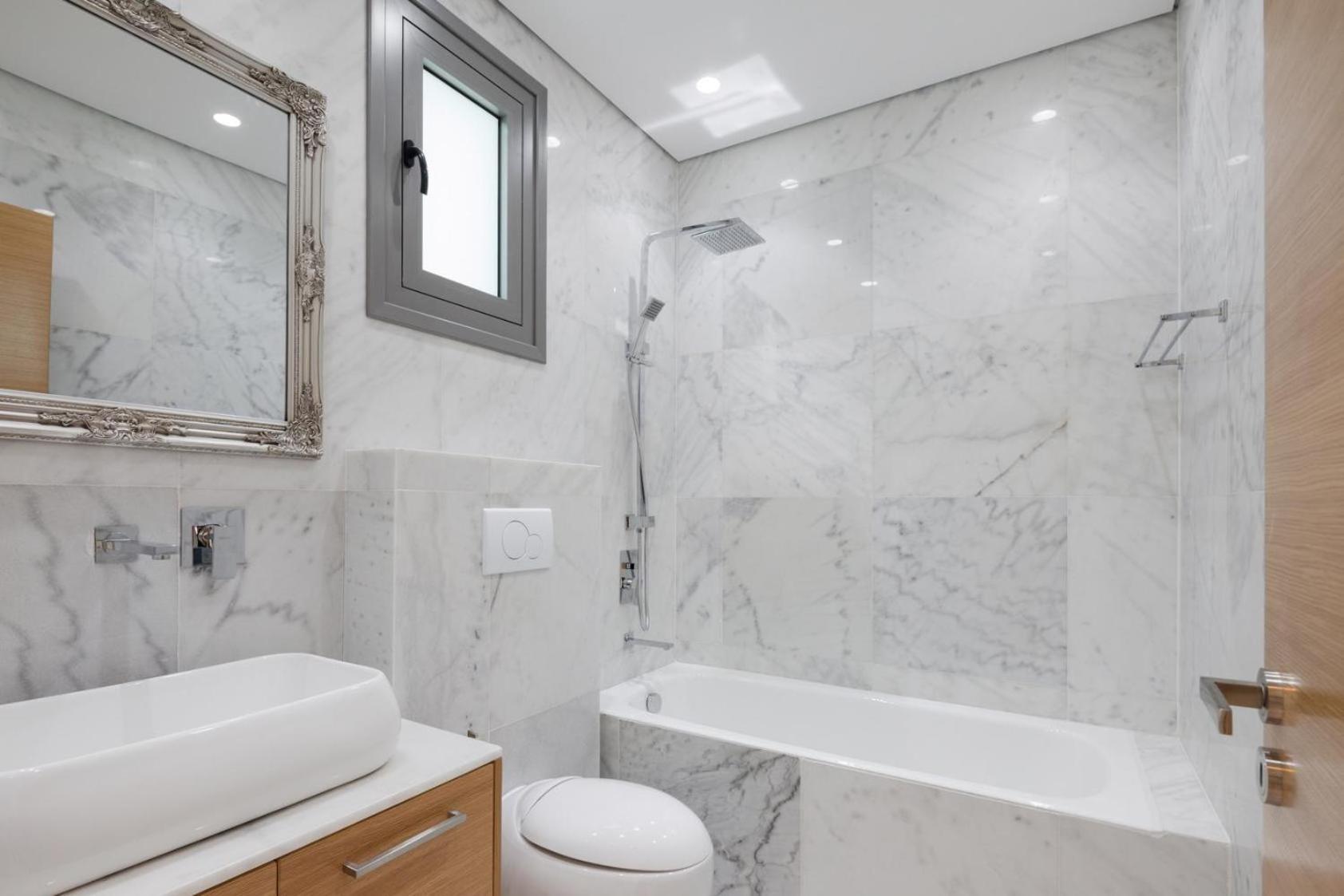 Downtown Villa 1 Пафос Екстериор снимка